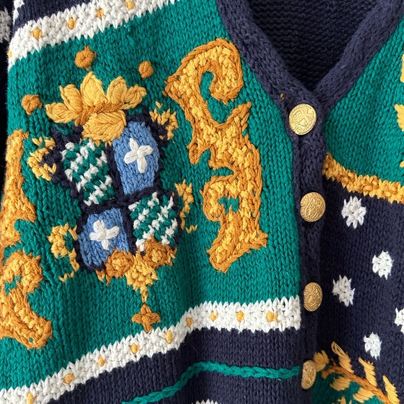 Portraits by Northern Isle Hand-Knit Short Sleeve Sweater Cardigan - Picture 3 of 8